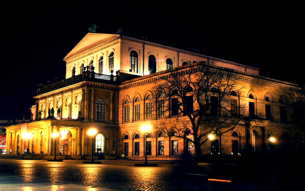 Opernhaus Hannover (c) Bernd Schwabe